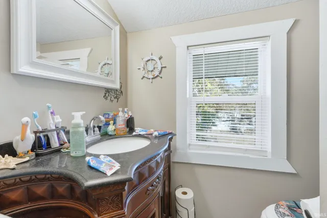 $159,900 | 1218 West Wildwood Avenue, Fort Wayne, IN 46807