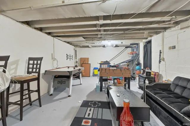 $159,900 | 1218 West Wildwood Avenue, Fort Wayne, IN 46807