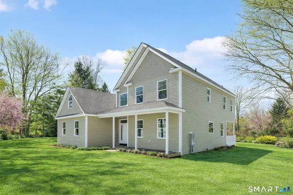 $729,000 | 102 West Street, Hebron, CT 06248