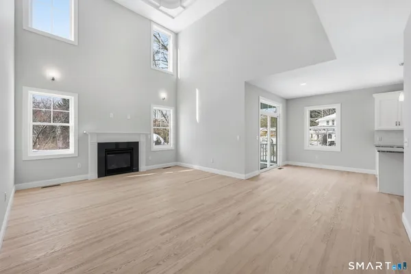 $729,000 | 102 West Street, Hebron, CT 06248