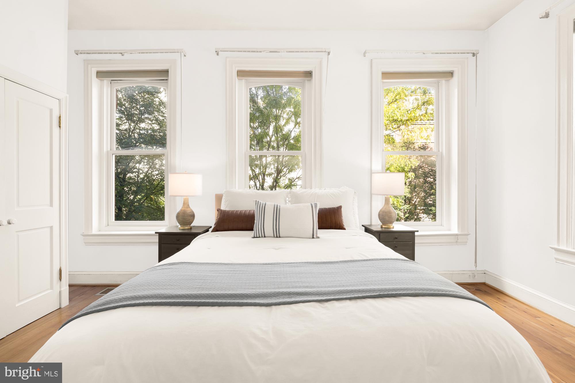 1608 R Street Northwest Washington, DC 20009 - Photo 12 of 33