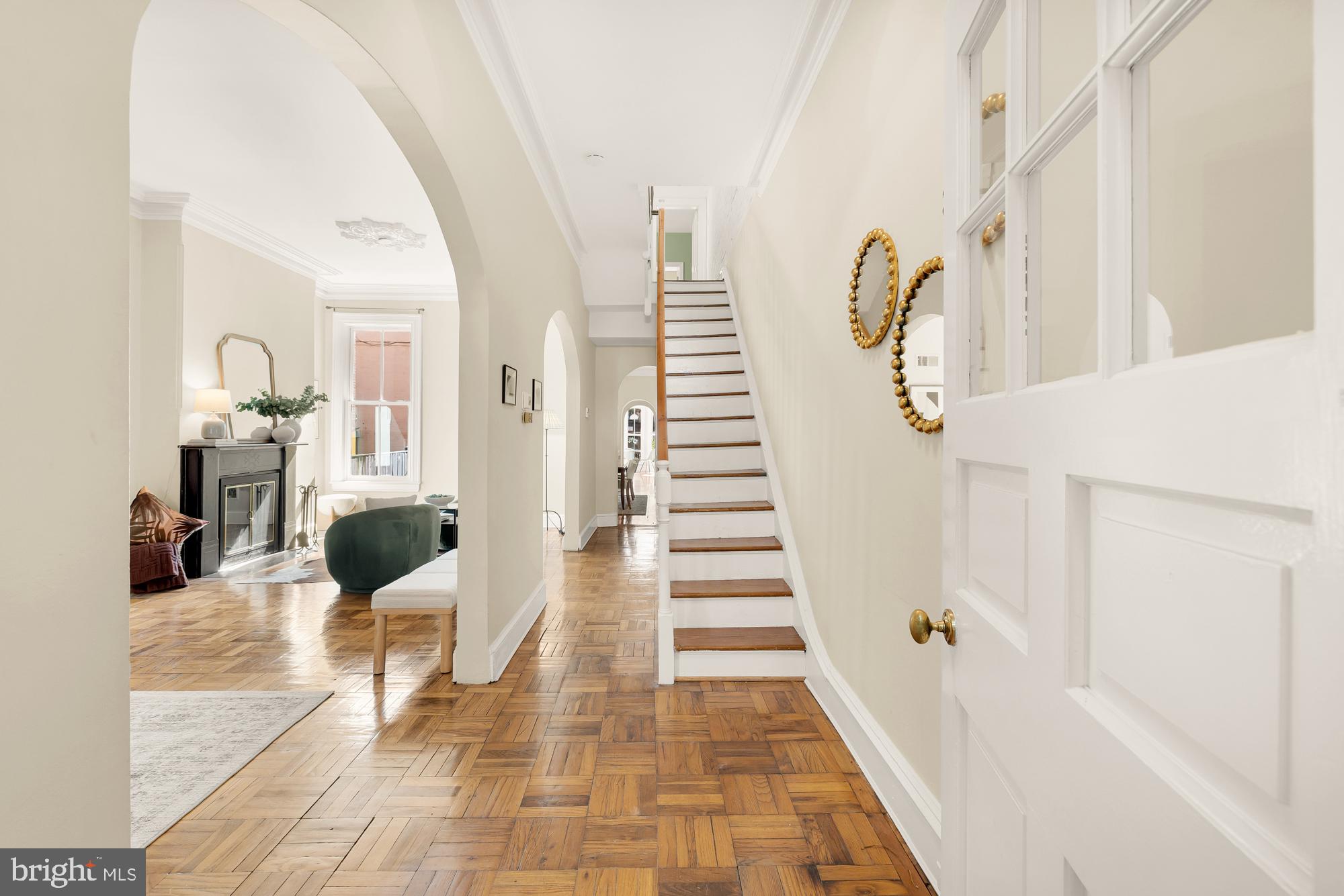 1608 R Street Northwest Washington, DC 20009 - Photo 2 of 33