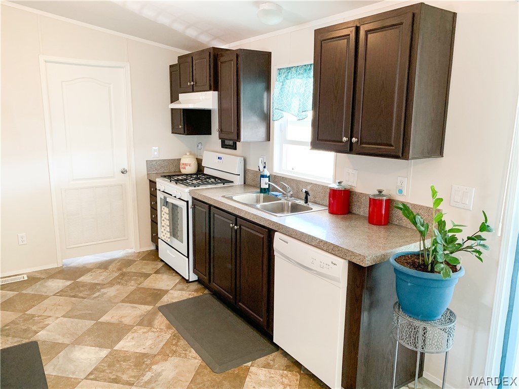 2066 East El Rodeo Road, Unit 67 Fort Mohave, AZ 86426 - Photo 15 of 37