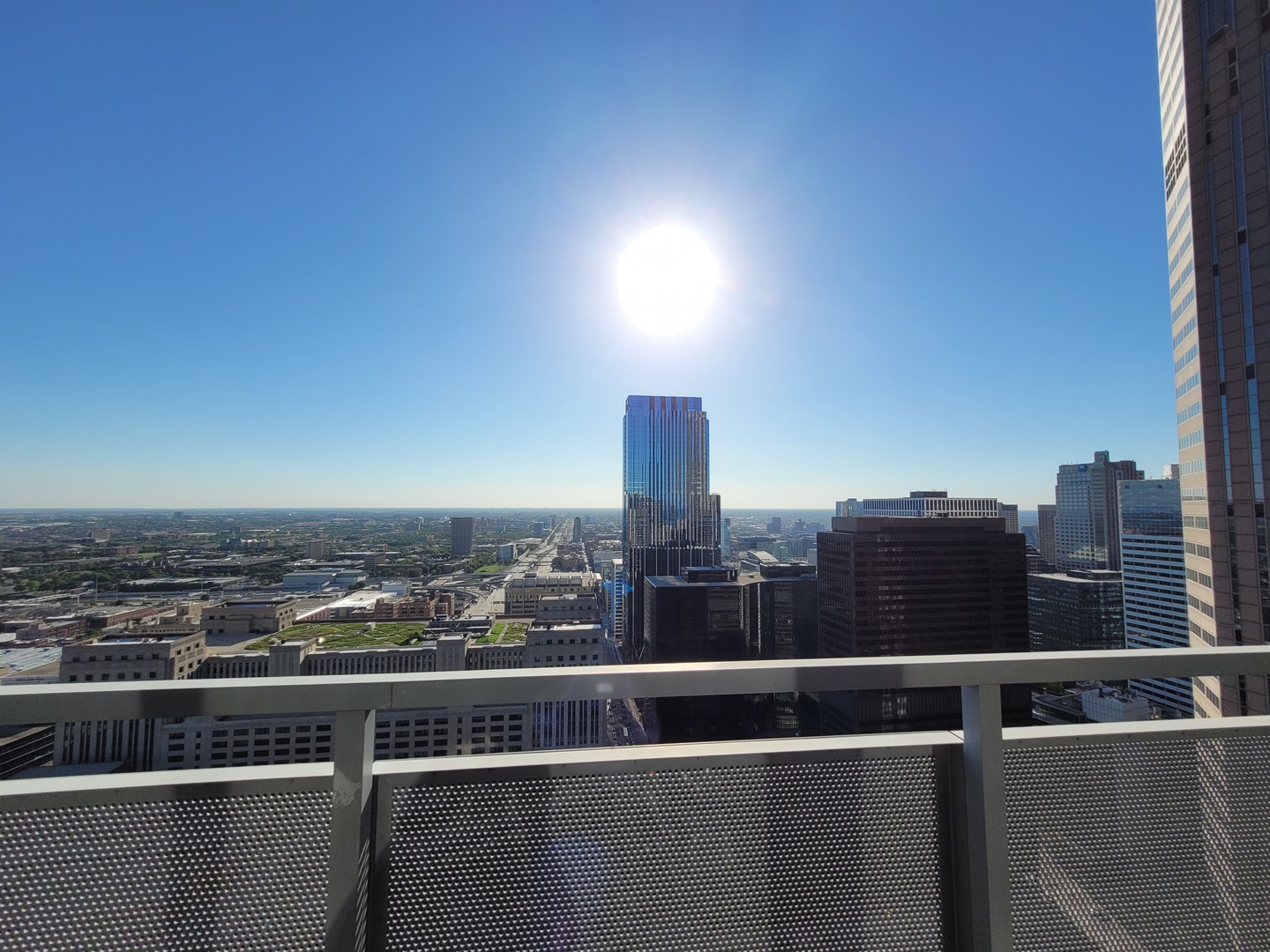 235 West Van Buren Street, Unit 4413 Chicago, IL 60607 - Photo 22 of 23 a view of city