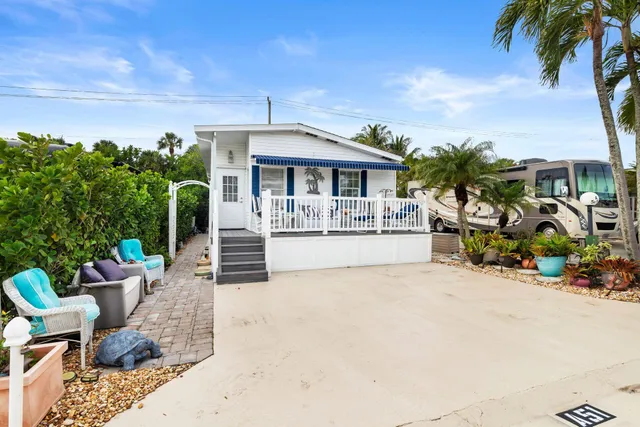 $450,000 | 900 Juno Ocean Walk, Unit A51, Juno Beach, FL 33408