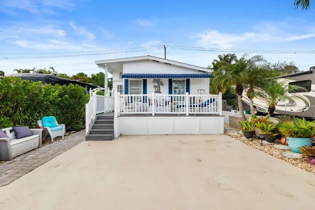 $450,000 | 900 Juno Ocean Walk, Unit A51, Juno Beach, FL 33408