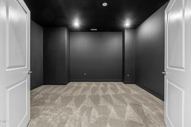 $700,000 | 718 Toulouse Court, Cary, NC 27519