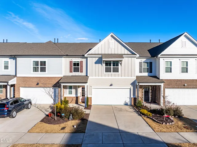 $700,000 | 718 Toulouse Court, Cary, NC 27519