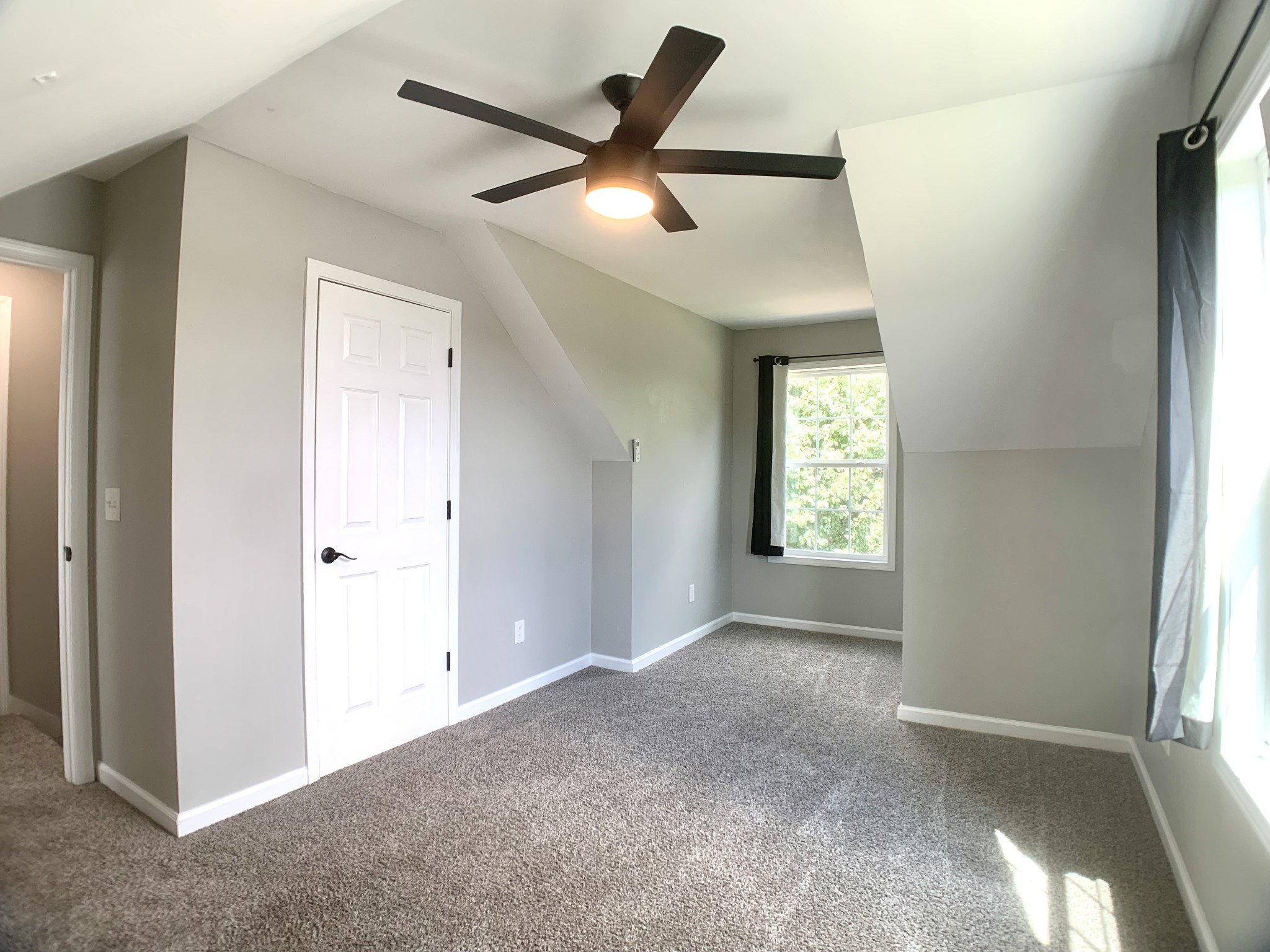 819 Stableford Road Oak Grove, KY 42262 - Photo 26 of 50 a view of an empty room with a window
