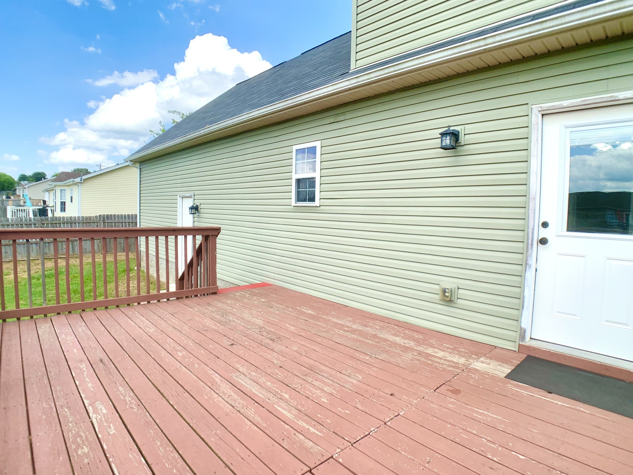819 Stableford Road Oak Grove, KY 42262 - Photo 42 of 50 a view of a house with a deck