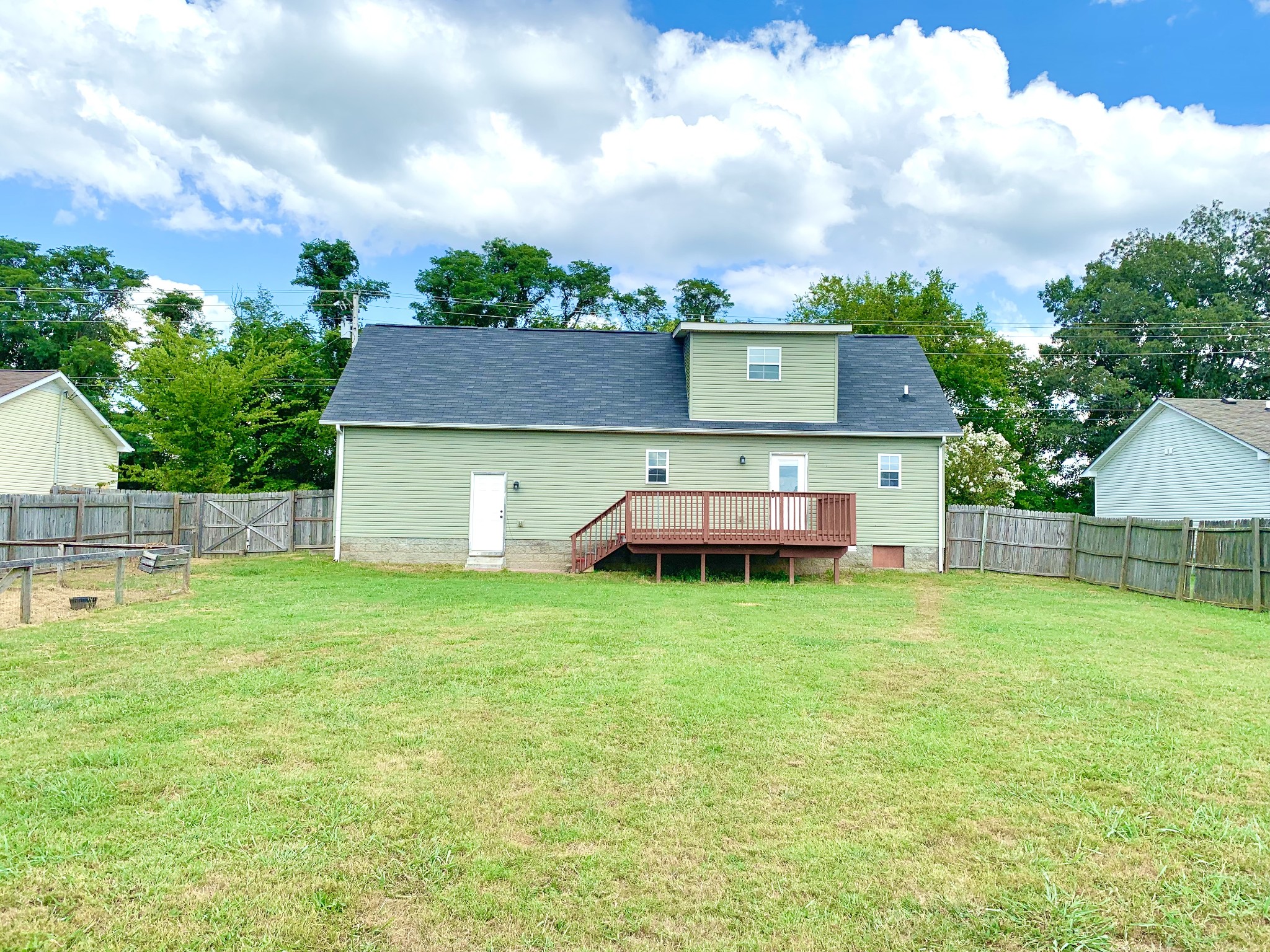819 Stableford Road Oak Grove, KY 42262 - Photo 50 of 50 a house with garden in front of it