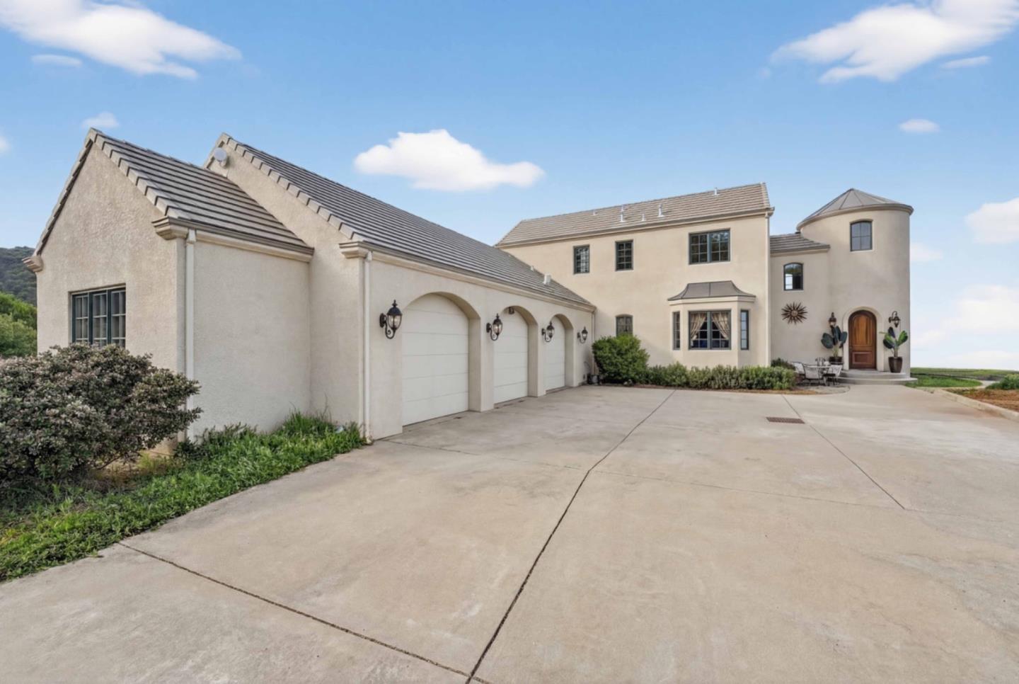 17599 Montebello Road Cupertino, CA 95014 - Photo 2 of 78 Gallery Image 2