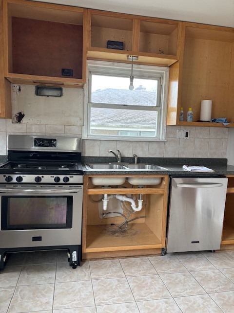 209 Pick Avenue Elmhurst, IL 60126 - Photo 11 of 30