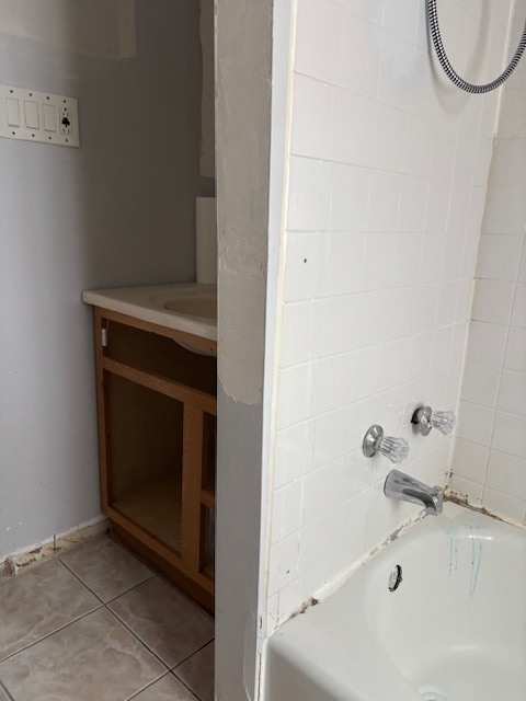 209 Pick Avenue Elmhurst, IL 60126 - Photo 4 of 30