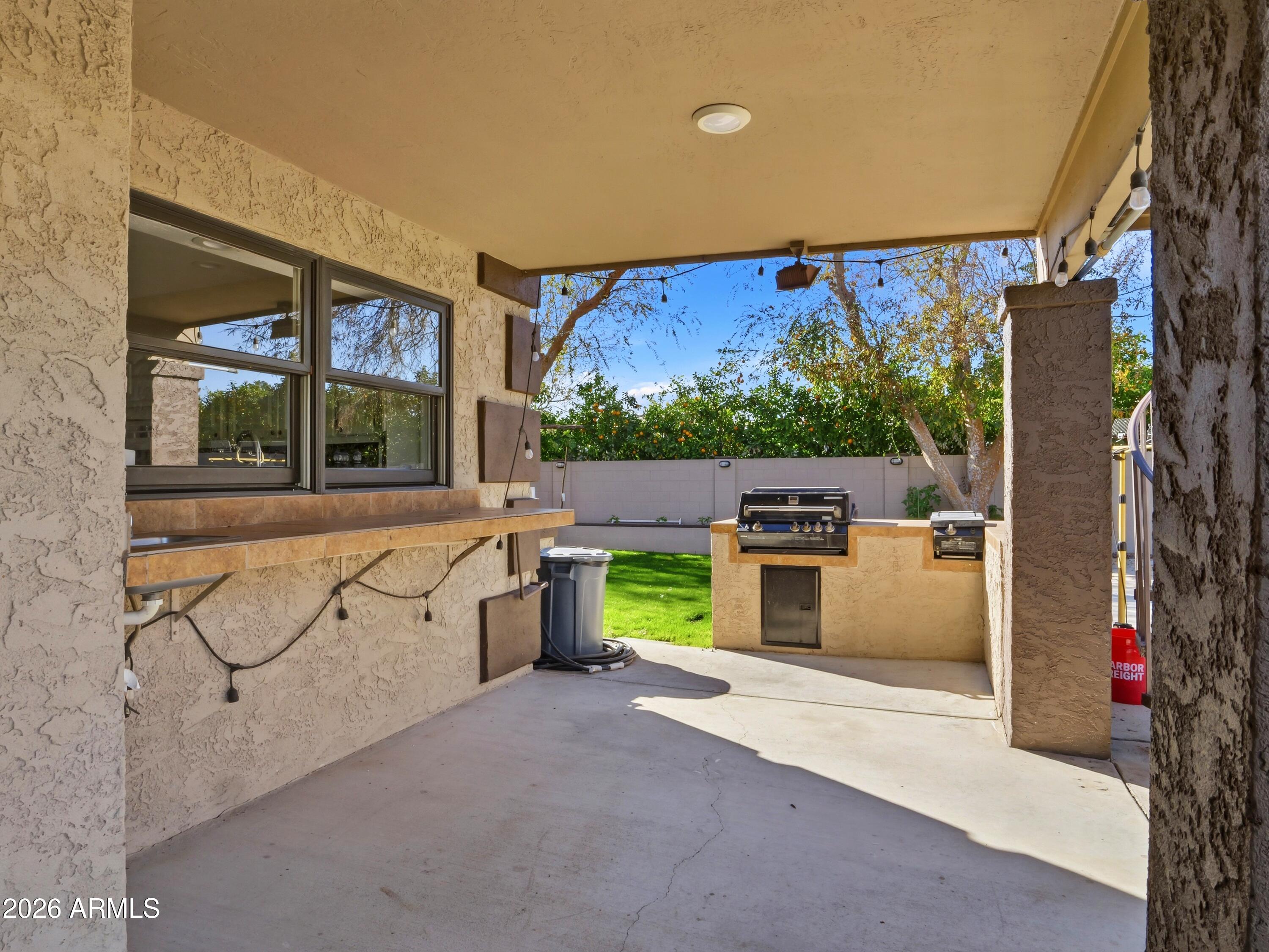 3154 East Inverness Avenue Mesa, AZ 85204 - Photo 20 of 70 a view of entryway with a room