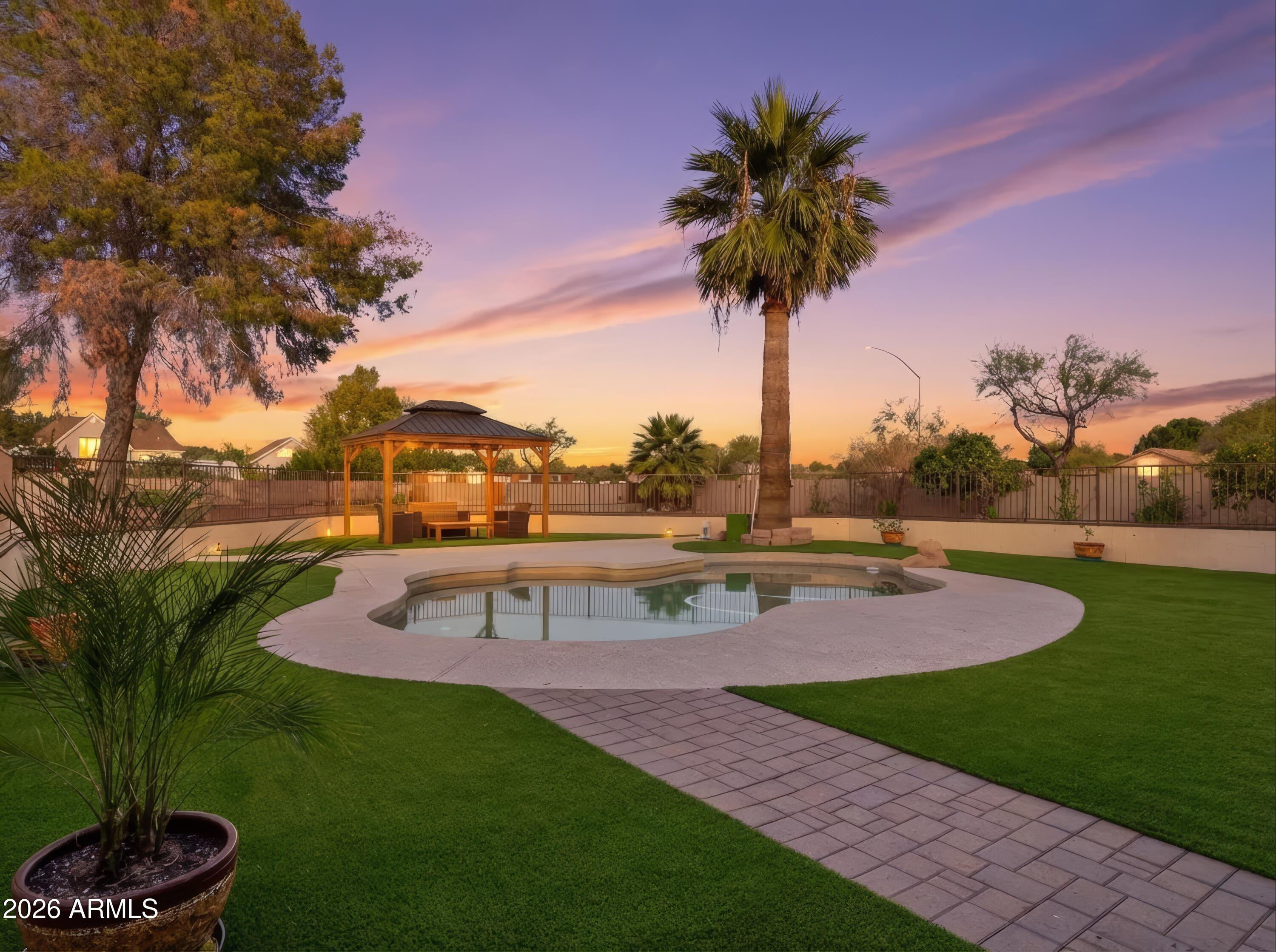3154 East Inverness Avenue Mesa, AZ 85204 - Photo 4 of 70 a view of a garden