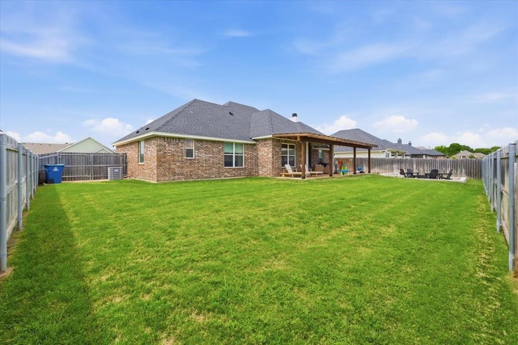 720 Whirlaway Road Hewitt, TX 76643 - Photo 21 of 35