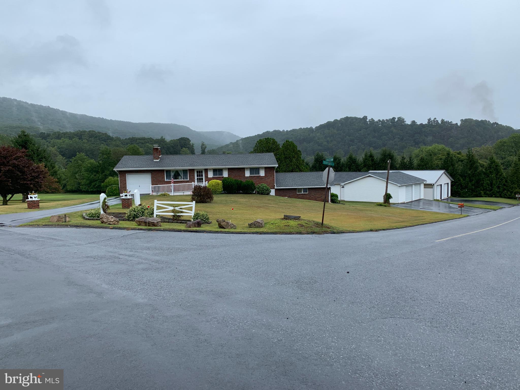 234 Cold Run Road New Ringgold, PA 17960 - Photo 11 of 35 Gallery Image 11
