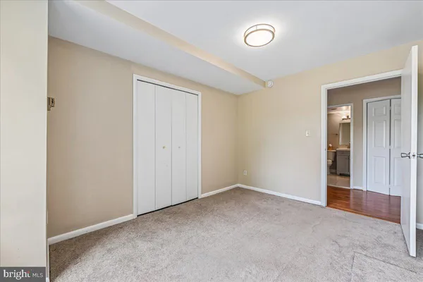 $3,150 | 6631 Wakefield Drive, Unit 203, Alexandria, VA 22307