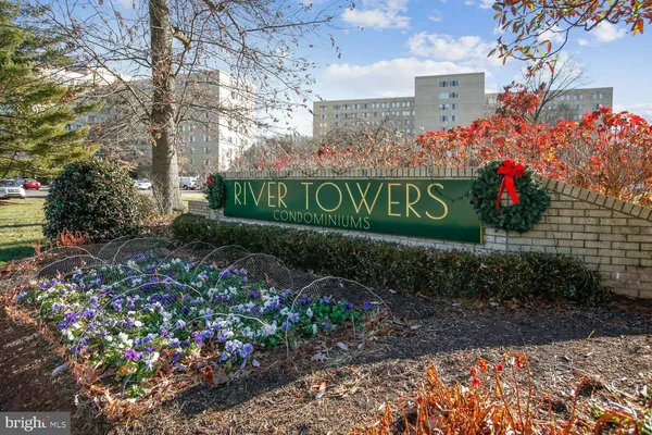 $3,150 | 6631 Wakefield Drive, Unit 203, Alexandria, VA 22307