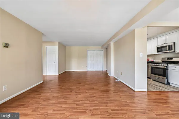 $3,150 | 6631 Wakefield Drive, Unit 203, Alexandria, VA 22307