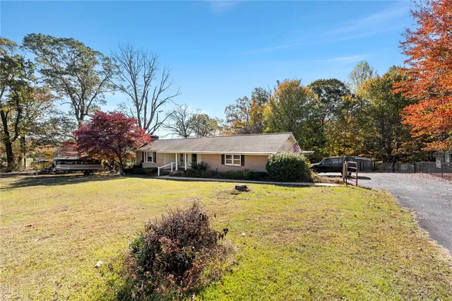 $289,900 | 155 Ferguson Road, Pickens, SC 29671
