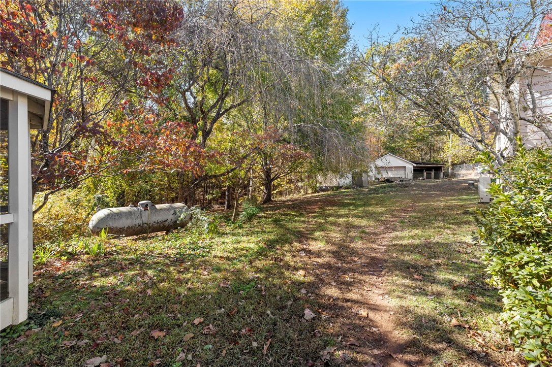 155 Ferguson Road Pickens, SC 29671 - Photo 32 of 41