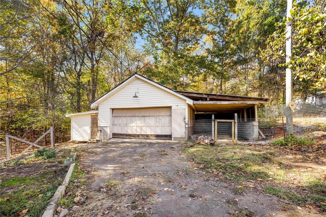 155 Ferguson Road Pickens, SC 29671 - Photo 37 of 41