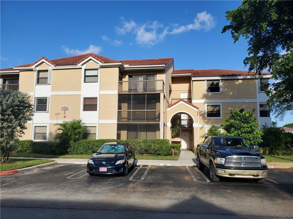 5701 Riverside Drive, Unit 305 Coral Springs, FL 33067 - Photo 1 of 26 Photo 1
