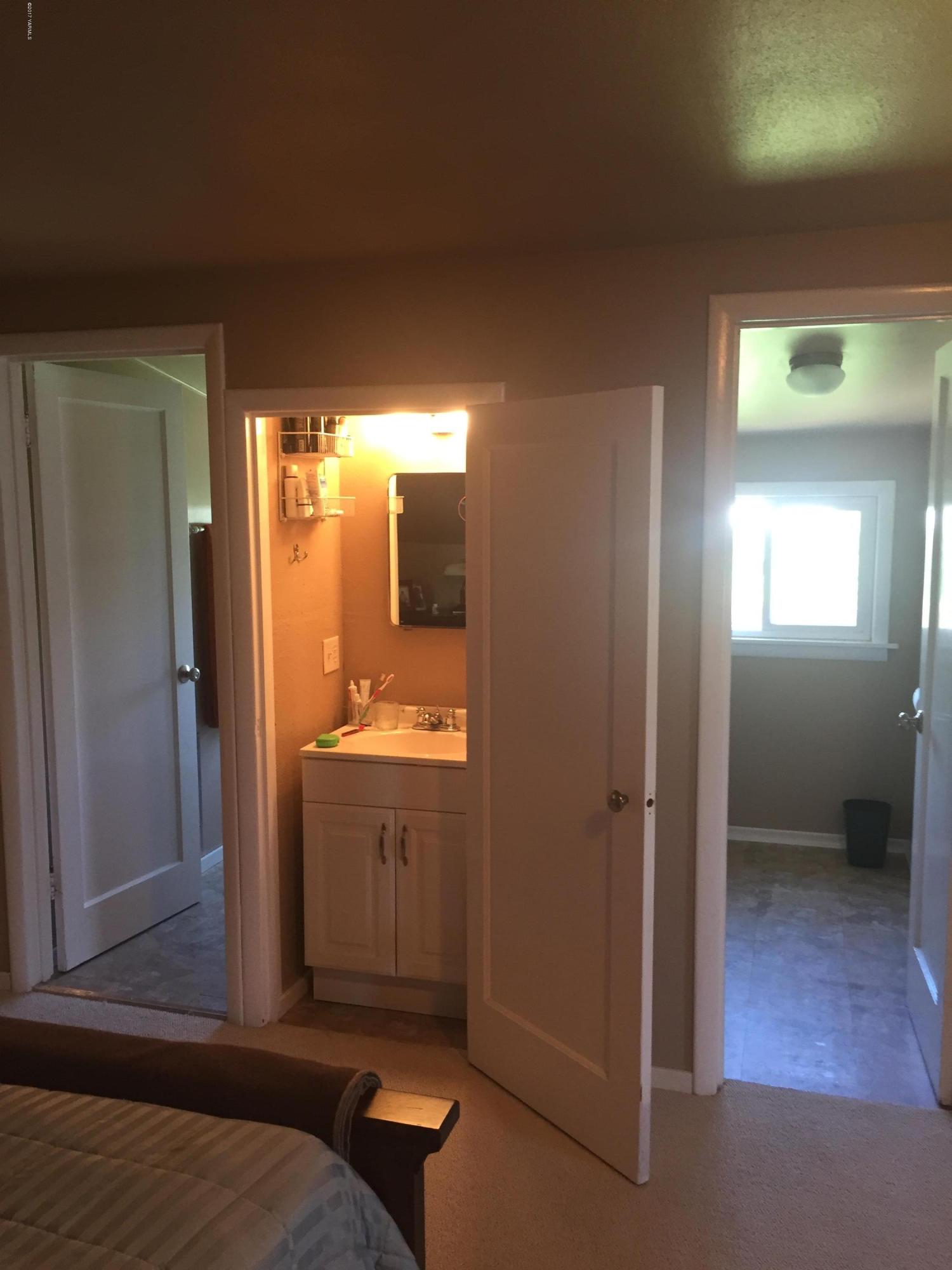 431 Allan Road Naches, WA 98937 - Photo 47 of 50 a view of bathroom with a sink and mirror