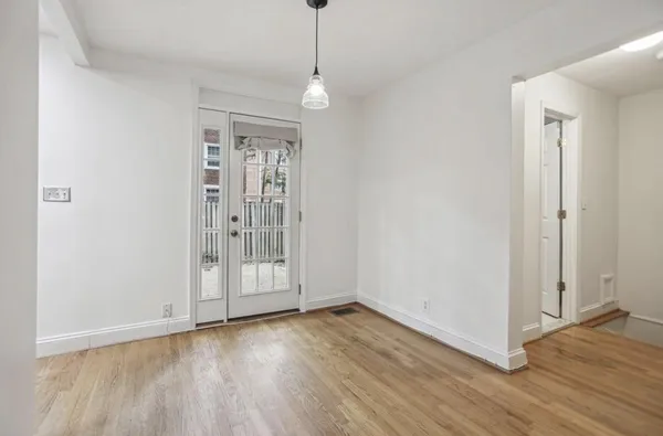 $2,795 | 4906 30th Street South, Unit A2, Arlington, VA 22206