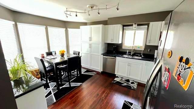 15183 Raphael Terrace Warren, MI 48088 - Photo 4 of 24 Gallery Image 4