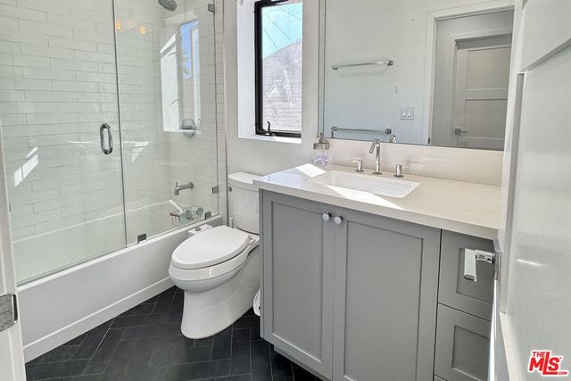 $4,500 | 116 Thornton Place, Unit A, Venice, CA 90291