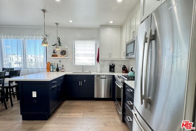 $4,500 | 116 Thornton Place, Unit A, Venice, CA 90291