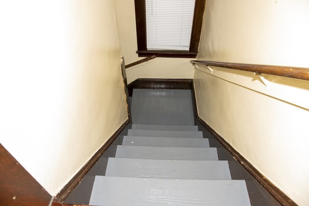 229-231 College Street Springfield, MA 01109 - Photo 30 of 42 Gallery Image 30