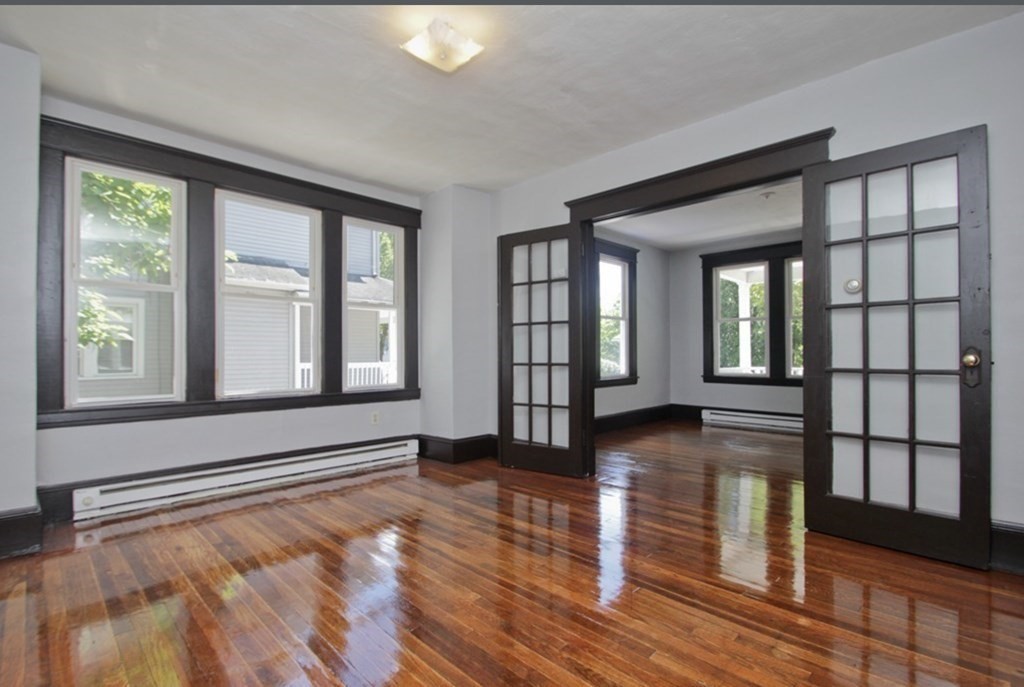 229-231 College Street Springfield, MA 01109 - Photo 10 of 42 Gallery Image 10