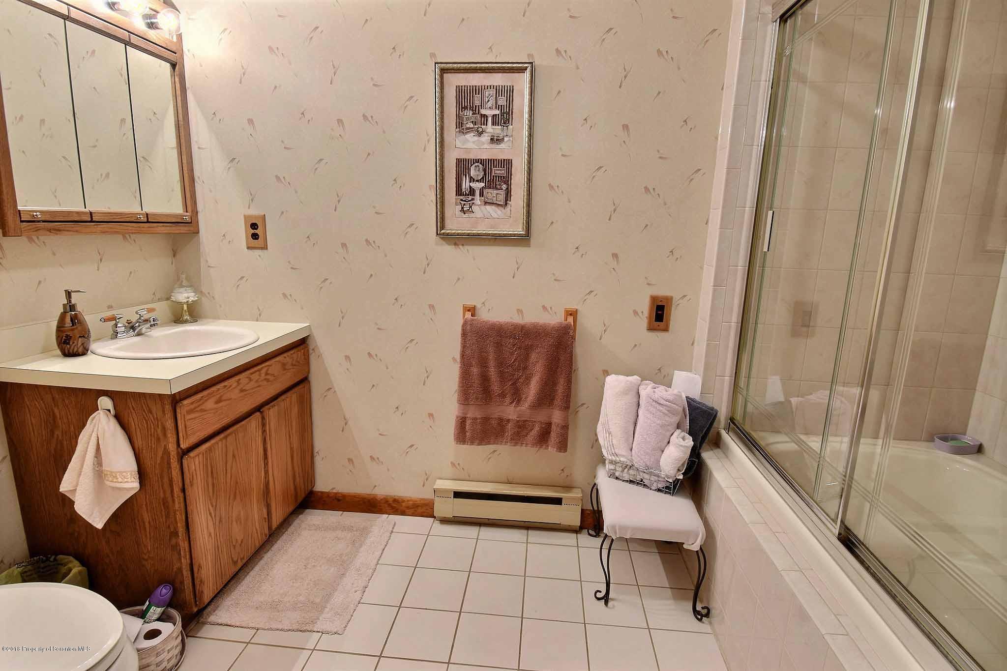207 Velview Road Moscow, PA 18444 - Photo 23 of 40 Gallery Image 23
