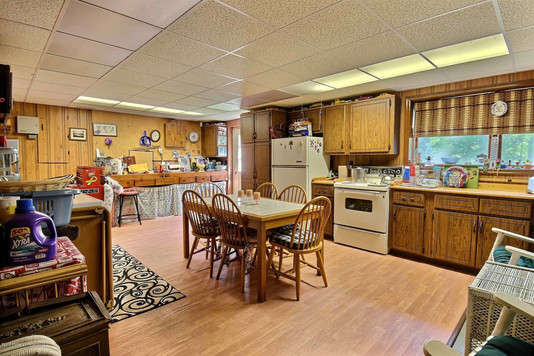 207 Velview Road Moscow, PA 18444 - Photo 24 of 40 Gallery Image 24