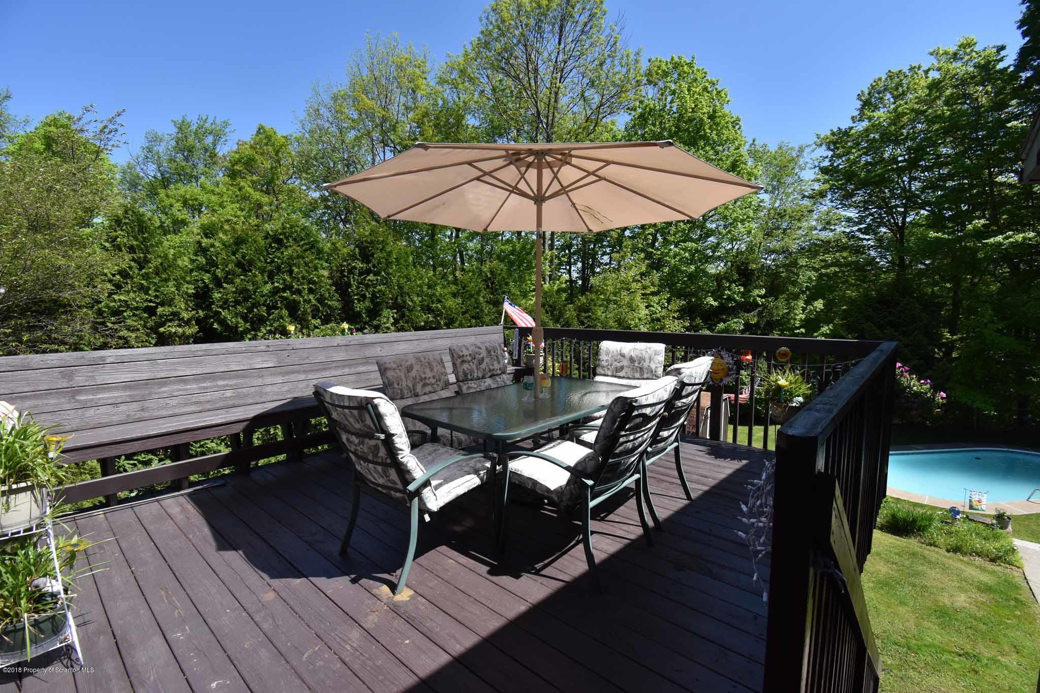 207 Velview Road Moscow, PA 18444 - Photo 28 of 40 Gallery Image 28
