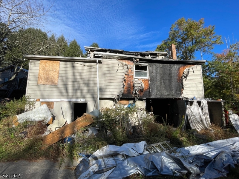 48 Cherry Tree Bend Road Port Murray, NJ 07865 - Photo 2 of 26 a view of a house with a yard