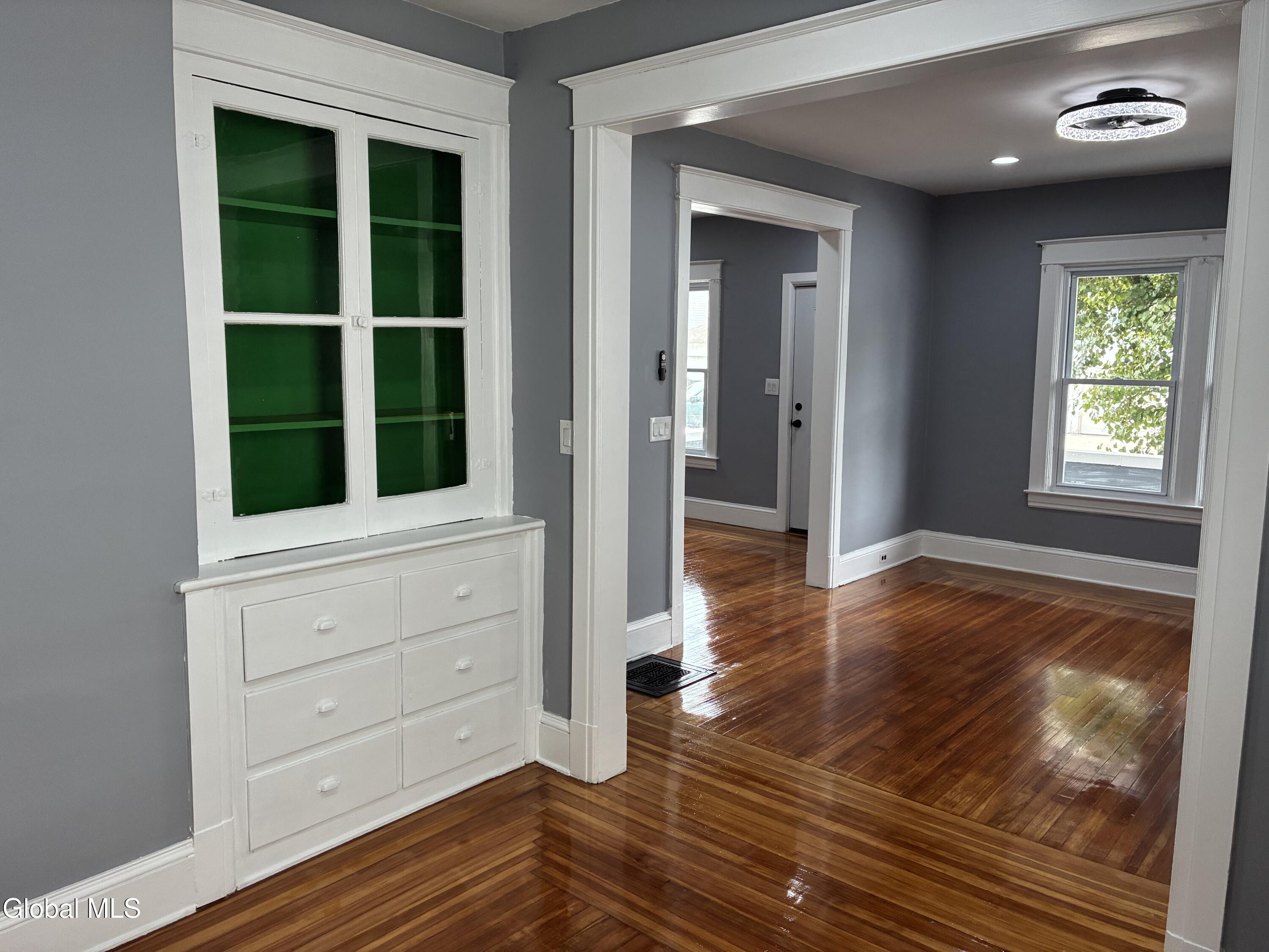 963 Maple Avenue Schenectady, NY 12307 - Photo 12 of 40 IMG_7856 (1)