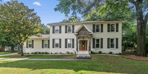 $380,000 | 123 Waterford Place, Dothan, AL 36303