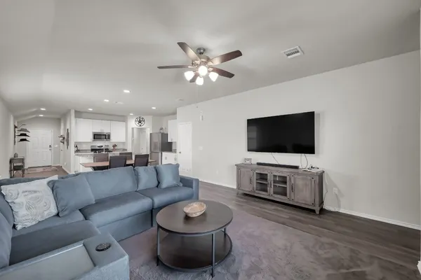 $1,750 | 25248 Pomegranate Place, Montgomery, TX 77316