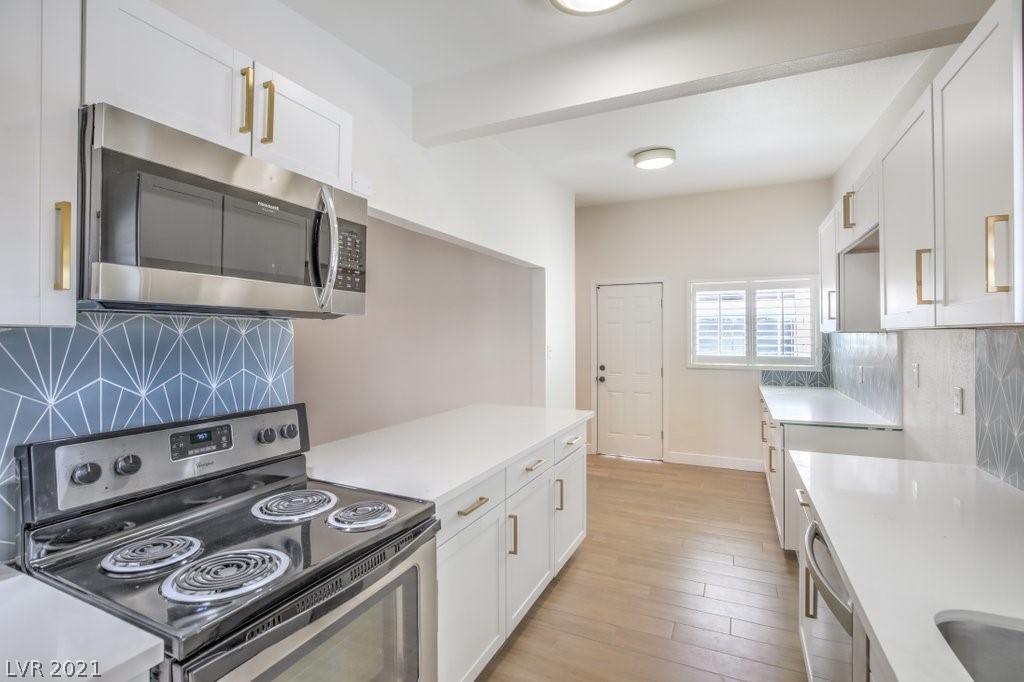 403 Blackridge Road Henderson, NV 89015 - Photo 11 of 34 Gallery Image 11