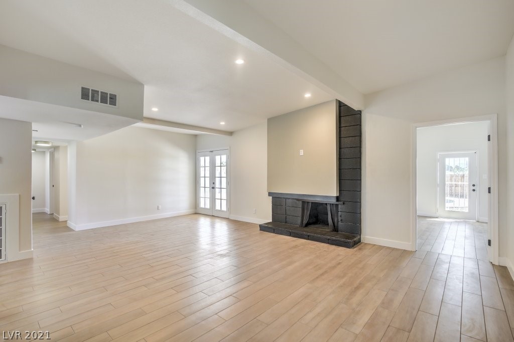 403 Blackridge Road Henderson, NV 89015 - Photo 8 of 34 Gallery Image 8