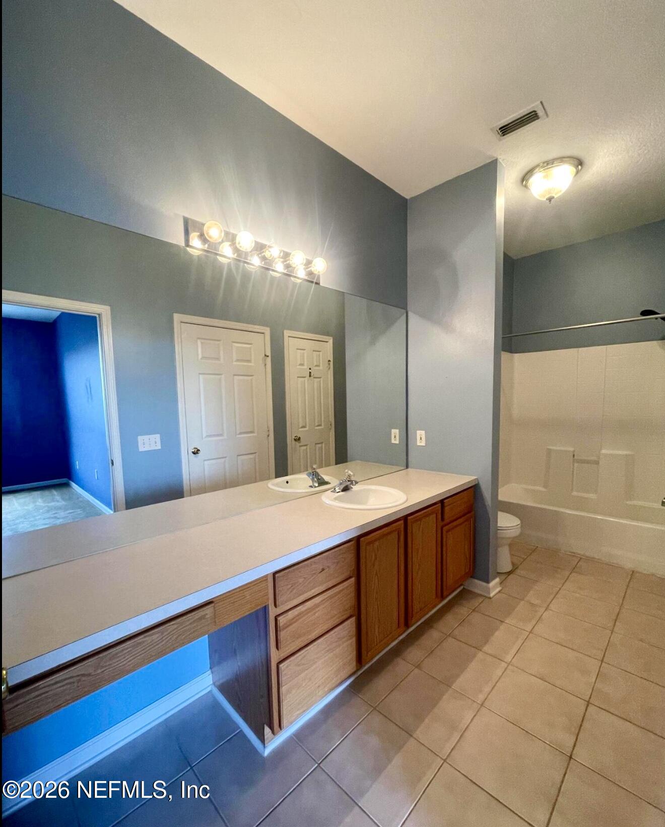 7990 Baymeadows Road, Unit 829 Jacksonville, FL 32256 - Photo 18 of 18 IMG_2207