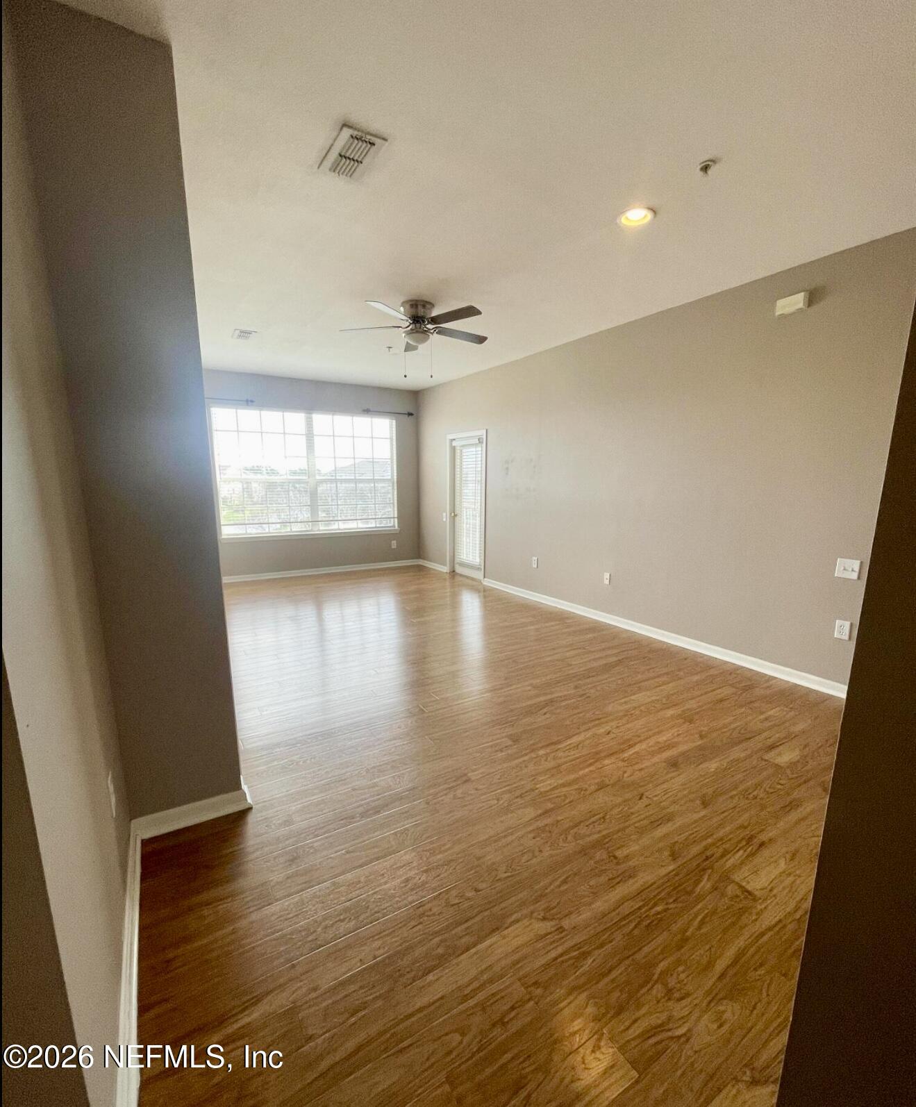 7990 Baymeadows Road, Unit 829 Jacksonville, FL 32256 - Photo 3 of 18 IMG_2190