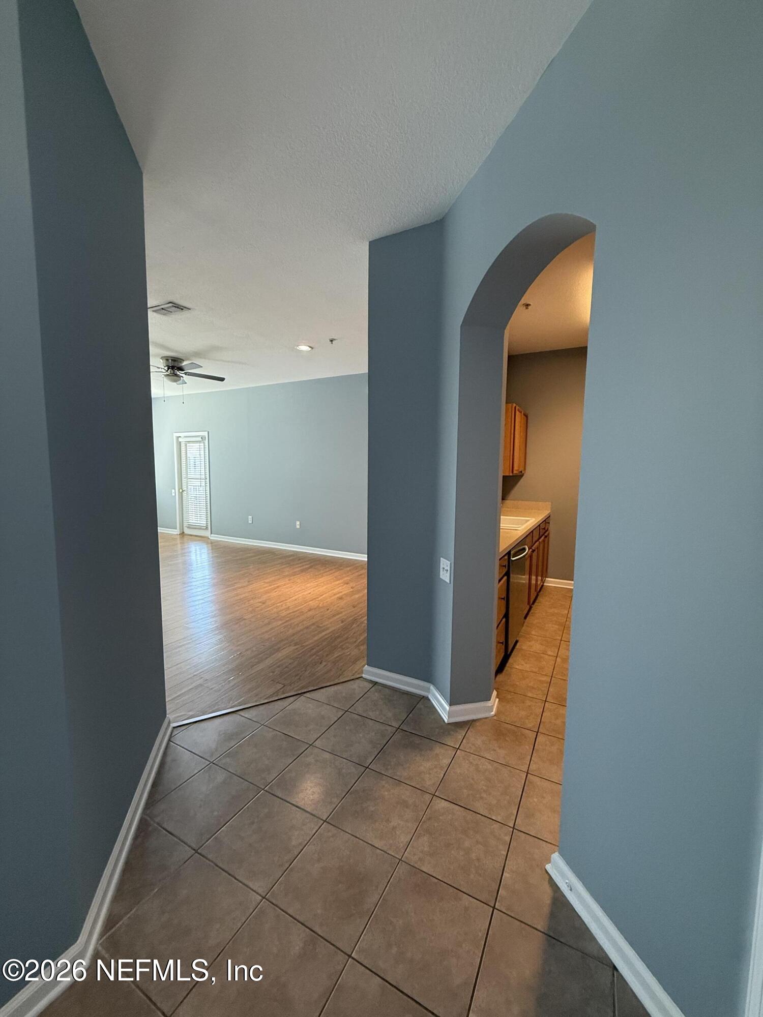 7990 Baymeadows Road, Unit 829 Jacksonville, FL 32256 - Photo 5 of 34