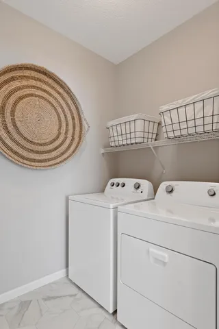 $576,765 | 19663 Hunters Ridge, Rogers, MN 55374