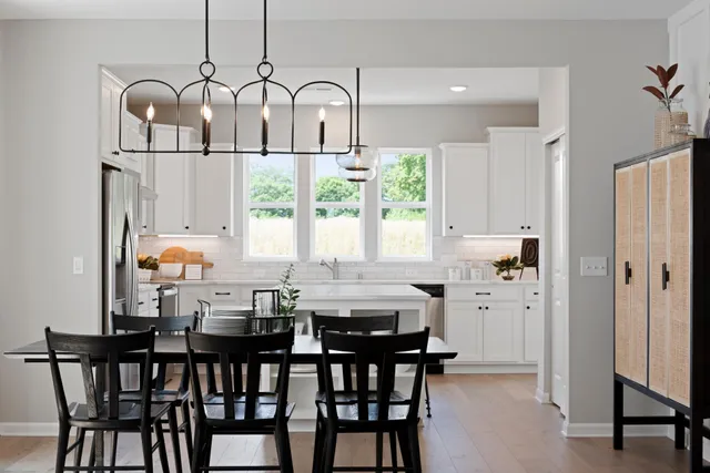 $576,765 | 19663 Hunters Ridge, Rogers, MN 55374